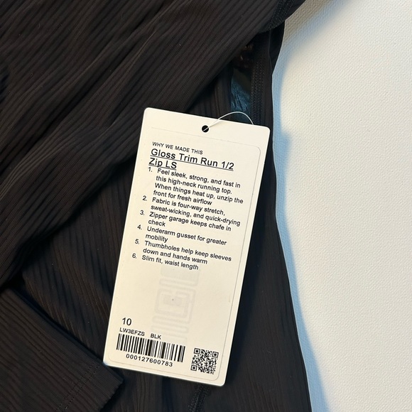 New with tags. Lululemon. Glass trim run 1/2 zip. Black. Size 10 - Picture 4 of 4